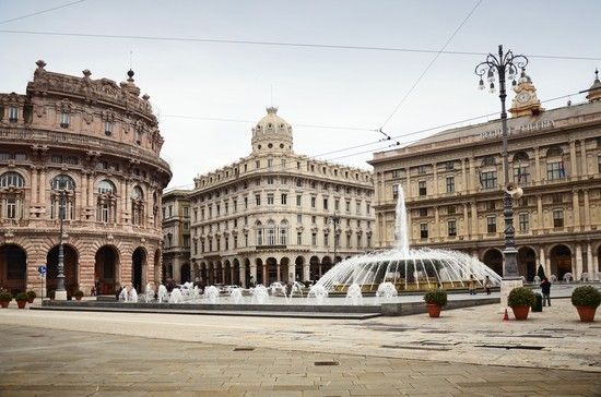 La Piazza Ferrari en Genoa