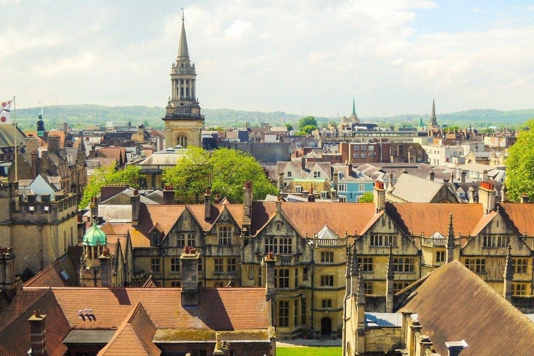 Alt ciudades-universitarias_Oxford_intercambio-de-casas, title ciudades-universitarias_Oxford_intercambio-de-casas
