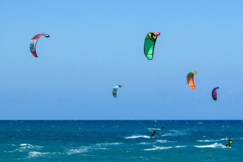 alt kitesurf_vacaciones-de-verano_tarifa_playas, title kitesurf_vacaciones-de-verano_tarifa_playas