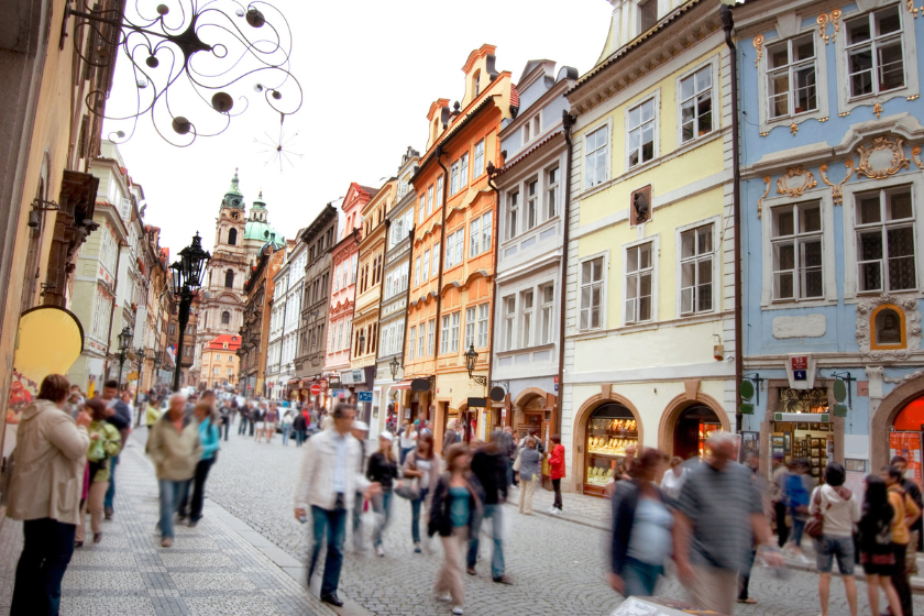 destinos baratos donde viajar en junio Praga