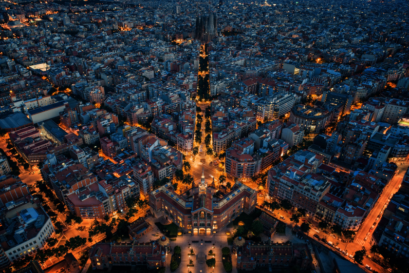 Qué ver en Barcelona de noche Eixample