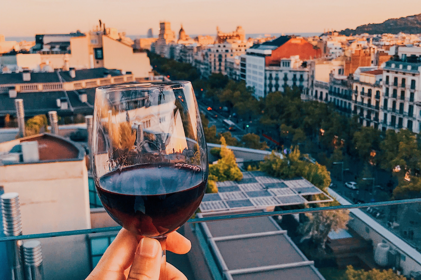 Qué ver en Barcelona de noche copas en azotea
