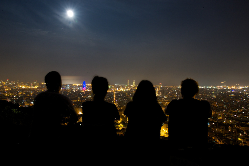 Qué ver en Barcelona de noche Mirador
